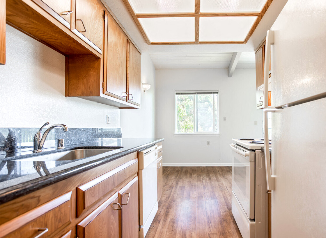 Walnut Hills Apartments is a similar property to Ridgecrest located in Hayward